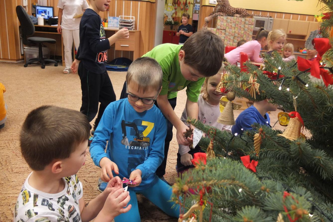 Strojení stromečku - 23