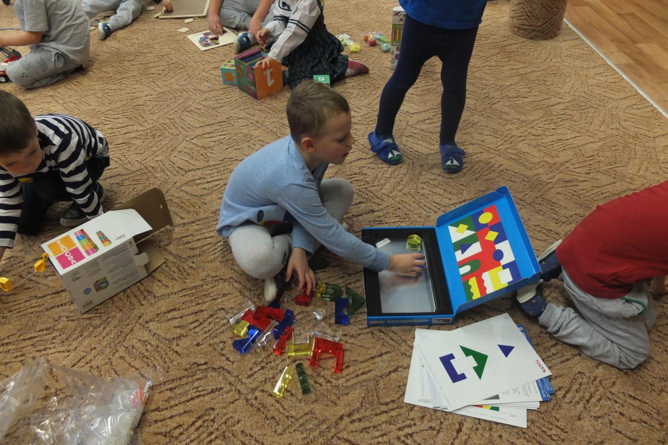 Vánoční nadílka pod stromečkem 2018 - 9