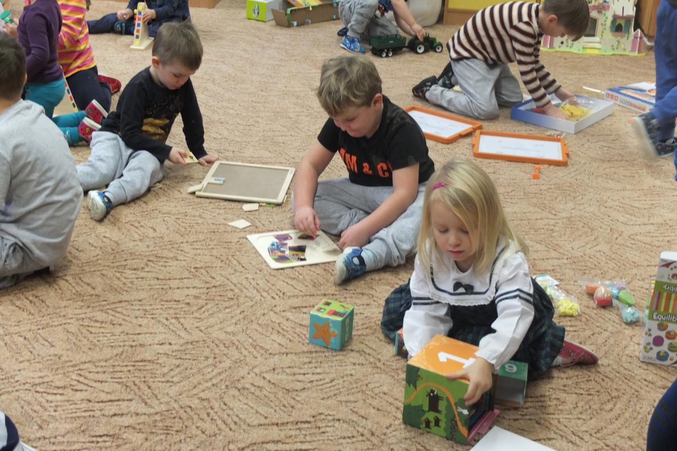 Vánoční nadílka pod stromečkem 2018 - 10