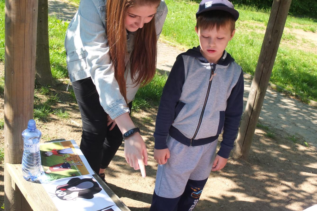 Hry s deváťáky - 9