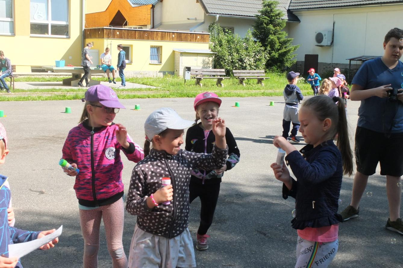 Hry s deváťáky - 49