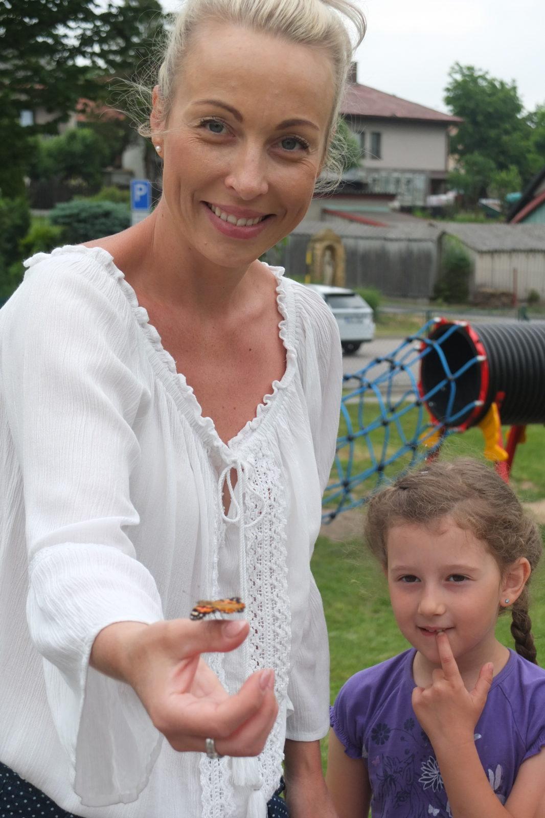 Kouzlo-přeměna housenek v kukly a vypouštění motýlků - 22