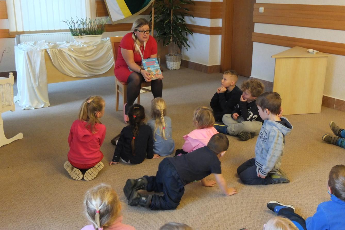 Návštěva knihovny - 17