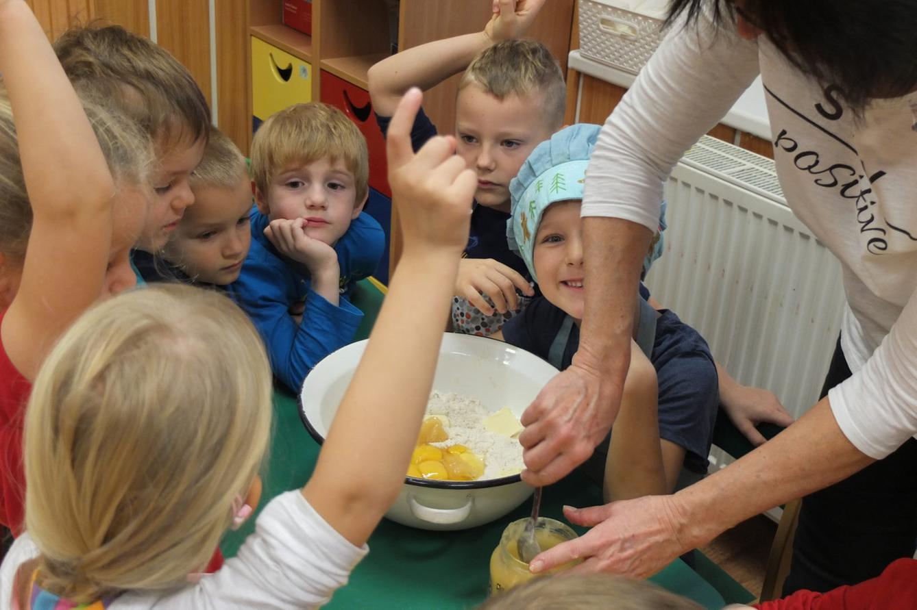 Pečení perníčků - 2