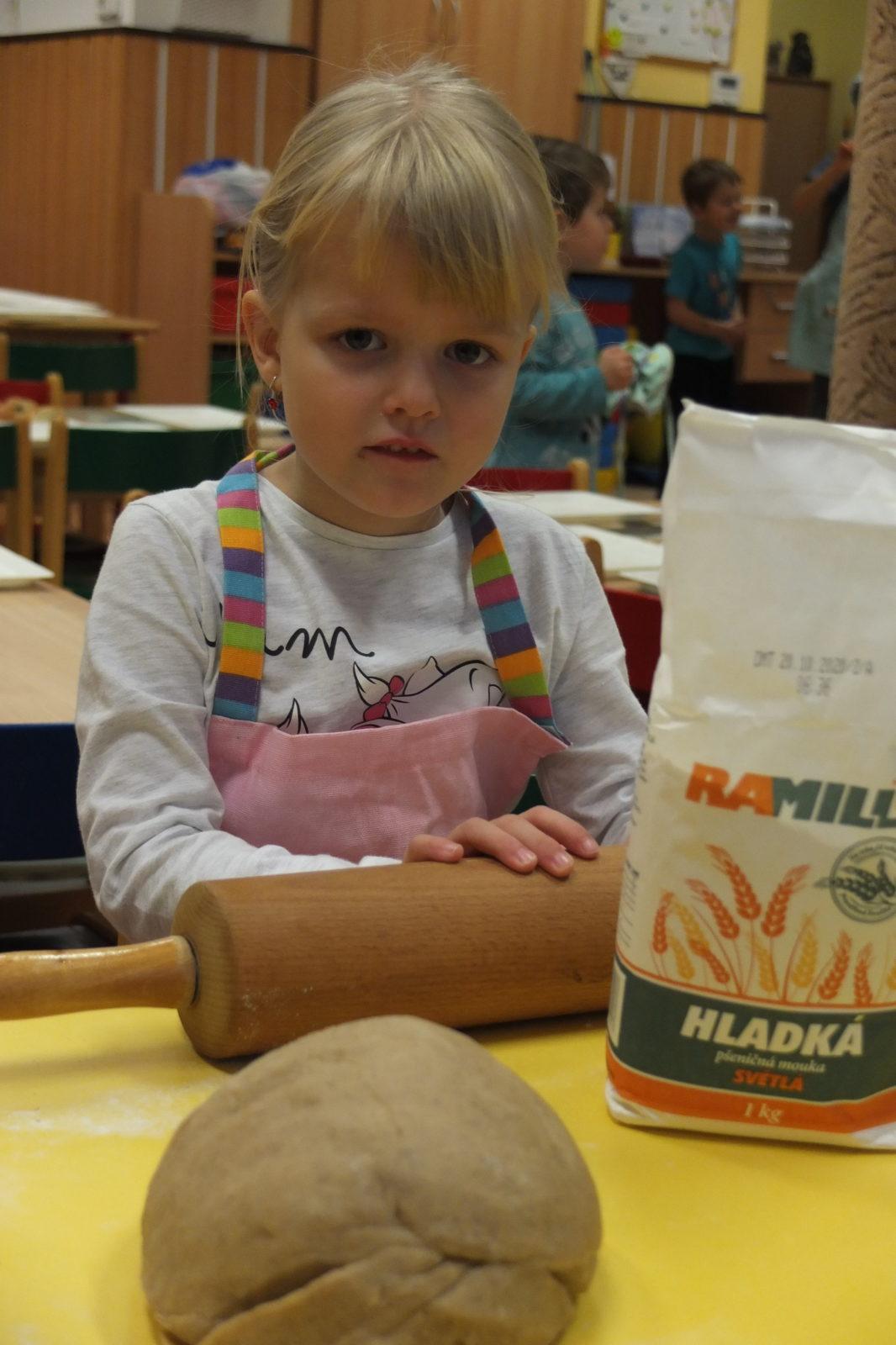 Pečení perníčků - 11