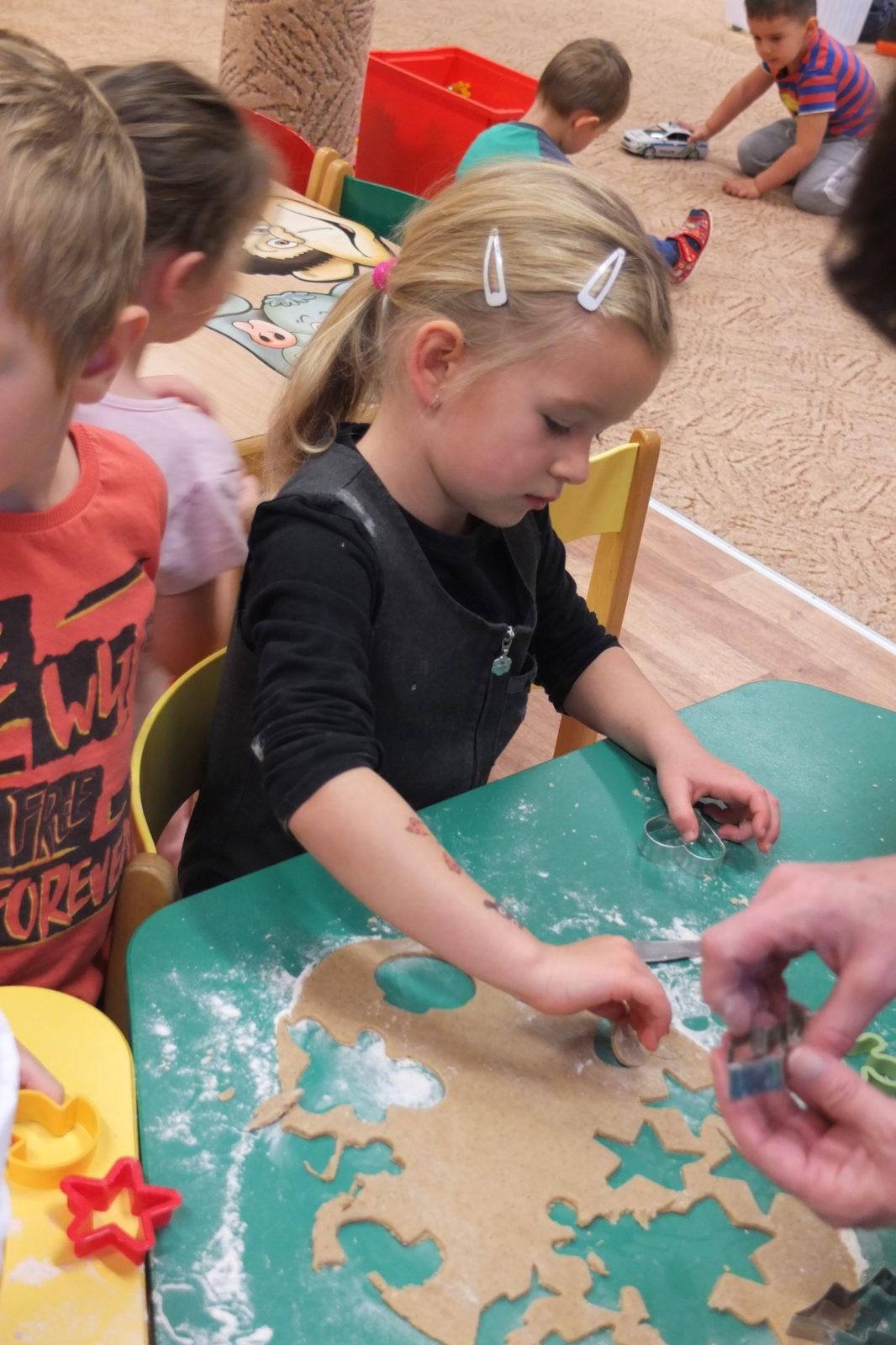 Pečení perníčků - 20