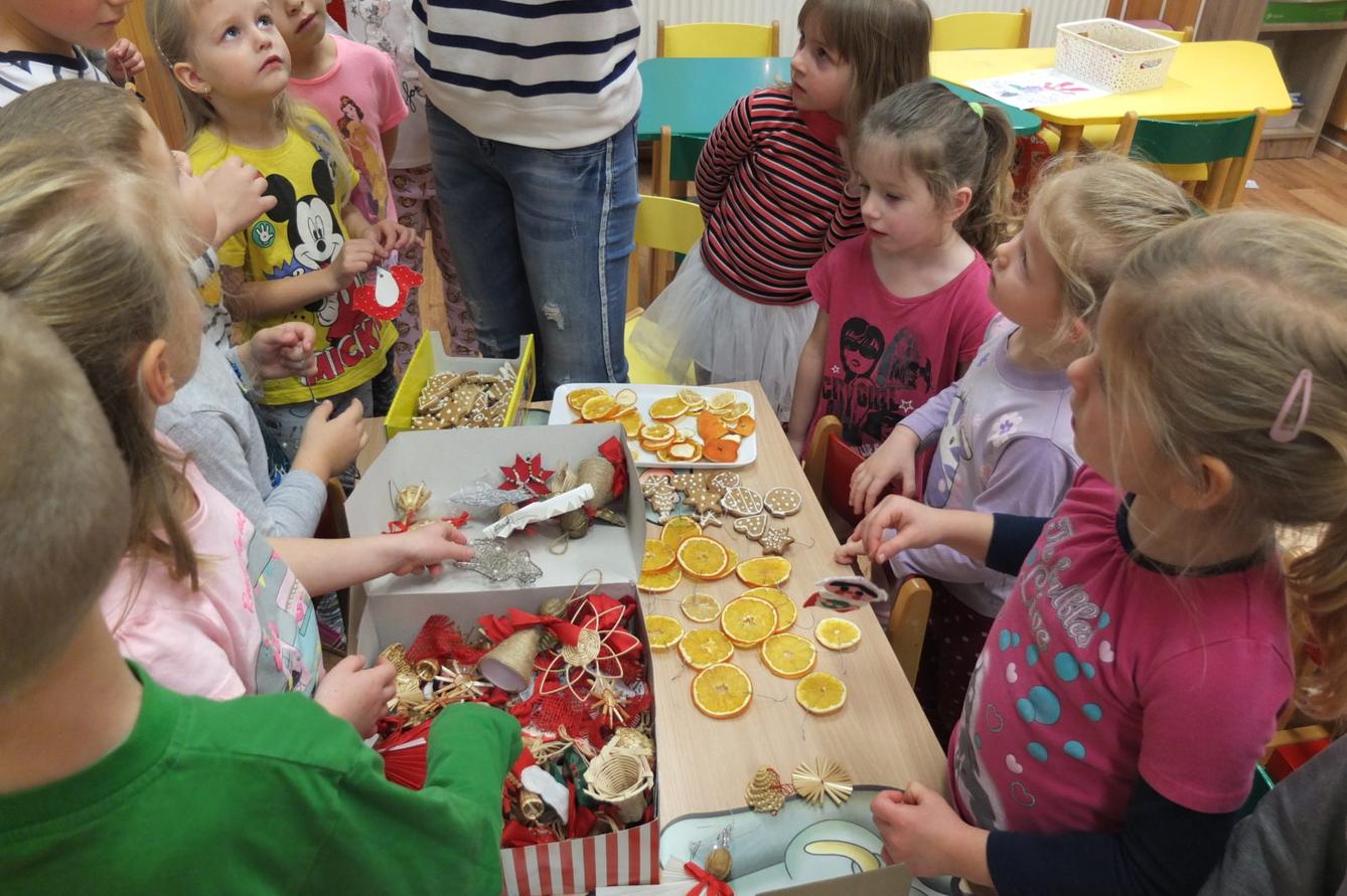 Zdobení stromečku - 2