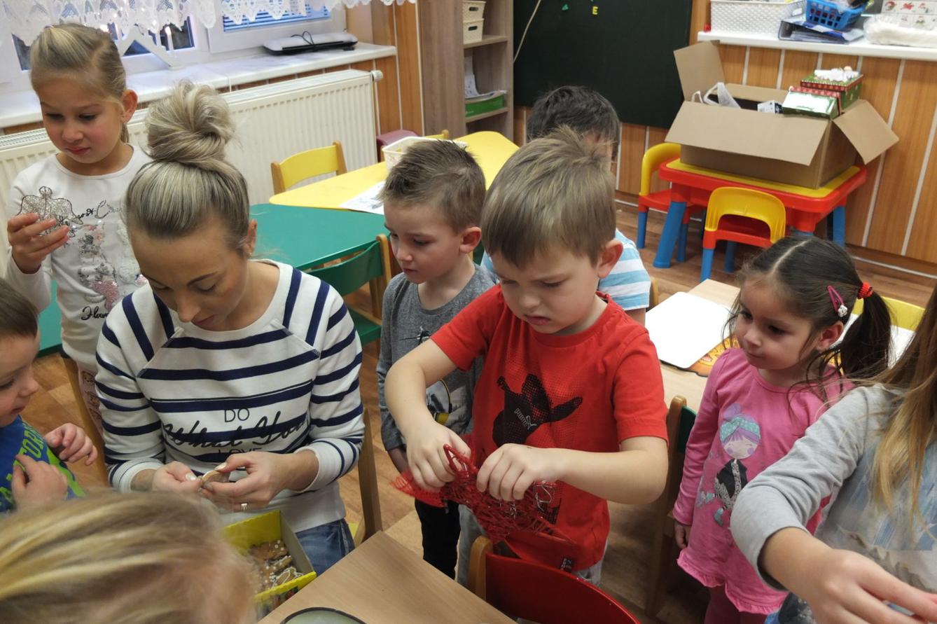 Zdobení stromečku - 10