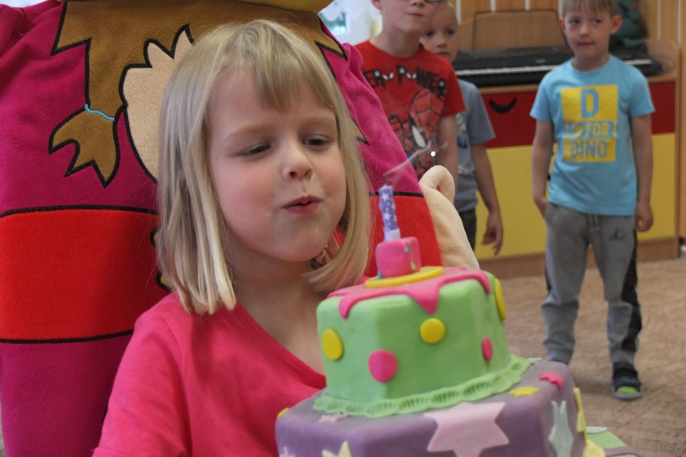 Eliška Š. narozeniny - 4