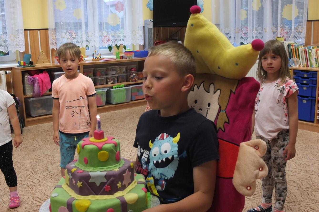 Adámek S. má narozeniny - 3