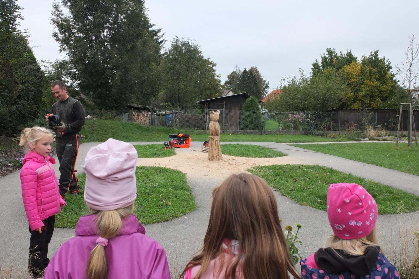 Sochy ze dřeva - p. Petrlák - 4