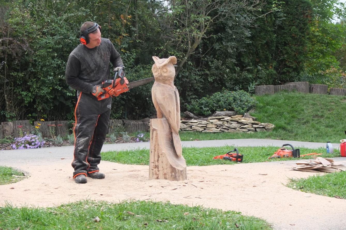 Sochy ze dřeva - p. Petrlák - 16