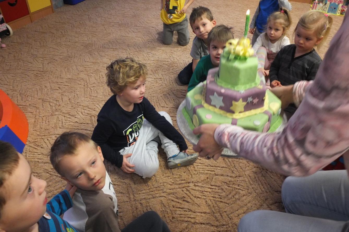 Narozeniny dětí- rok 2017/18 - 103