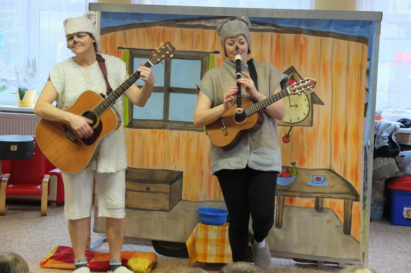 Divadlo " Kocourek Mourek" - 5