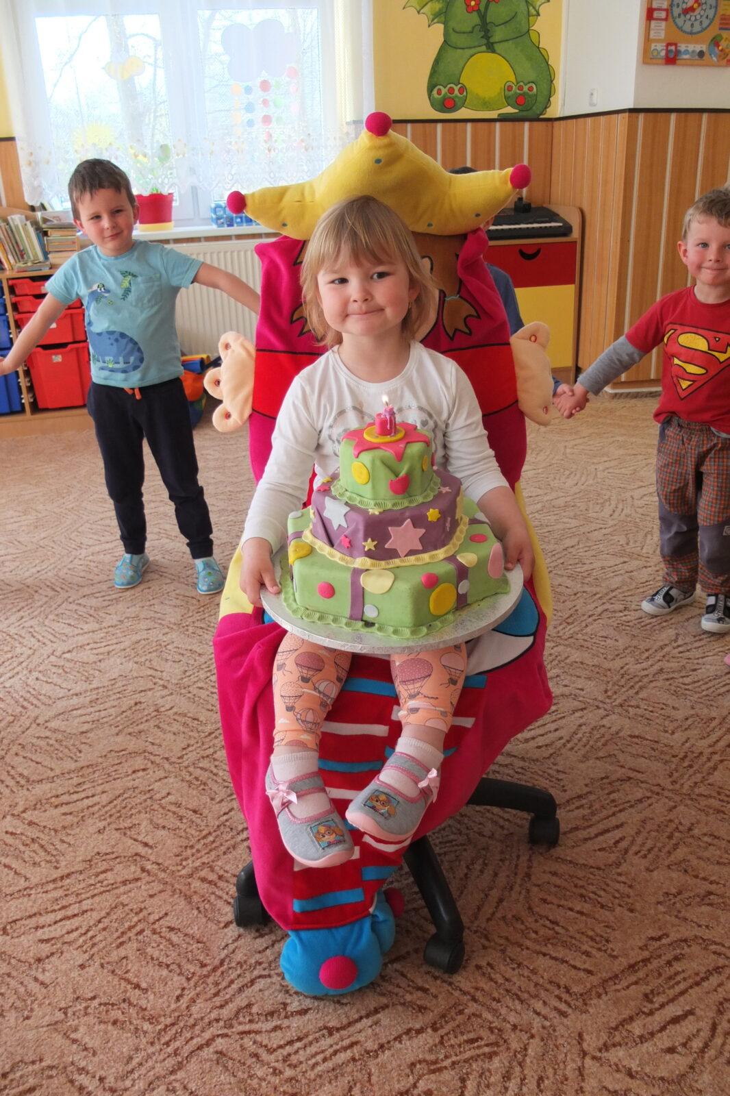 Nicolka má narozeniny - 1