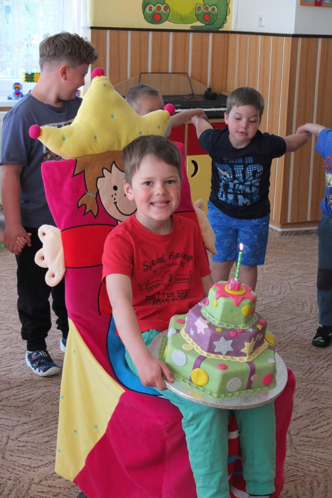 Danda má narozeniny - 1