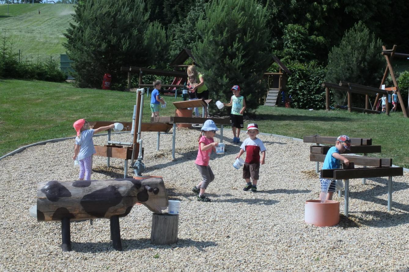 Den dětí v Pinguin parku - 48