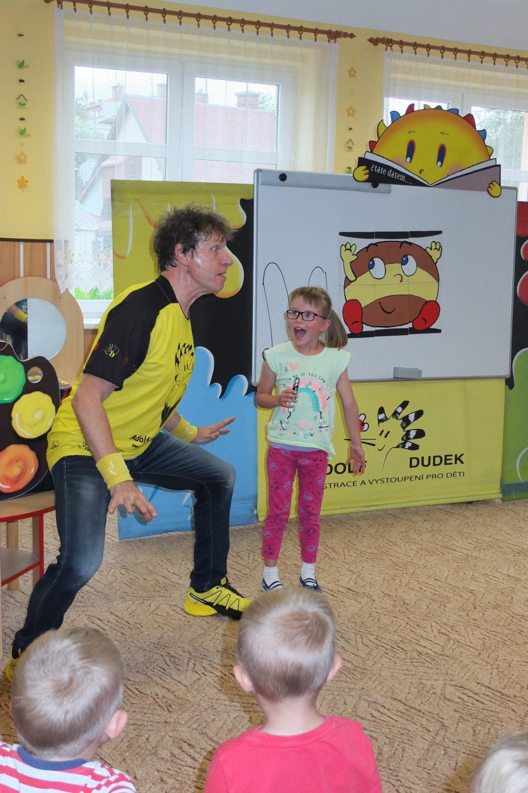 Ilustrátor Adolf Dudek v naší MŠ a loučení s předškoláky - 26