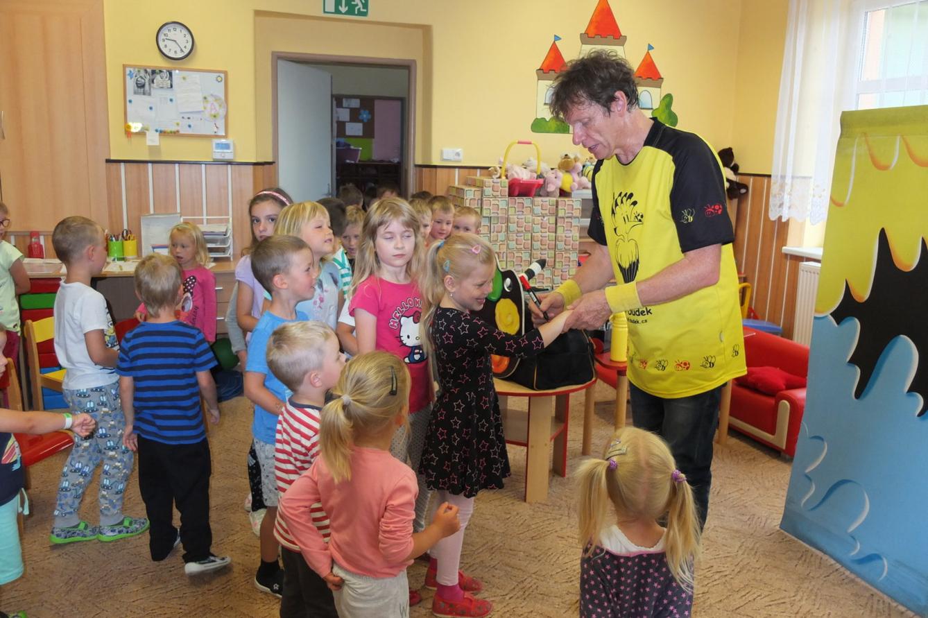 Ilustrátor Adolf Dudek v naší MŠ a loučení s předškoláky - 36