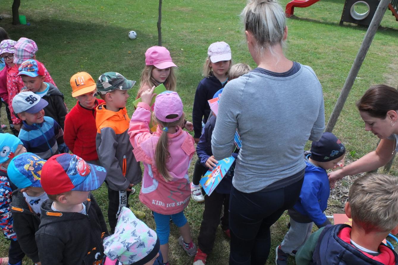 Ilustrátor Adolf Dudek v naší MŠ a loučení s předškoláky - 39