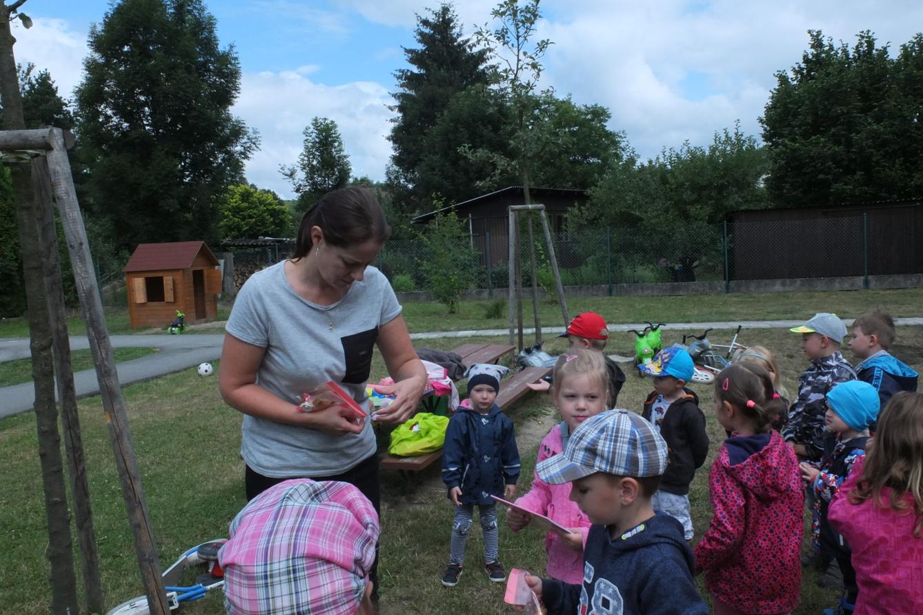 Ilustrátor Adolf Dudek v naší MŠ a loučení s předškoláky - 41