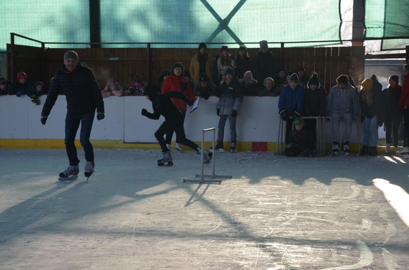Vánoční bruslení II. stupně - 27
