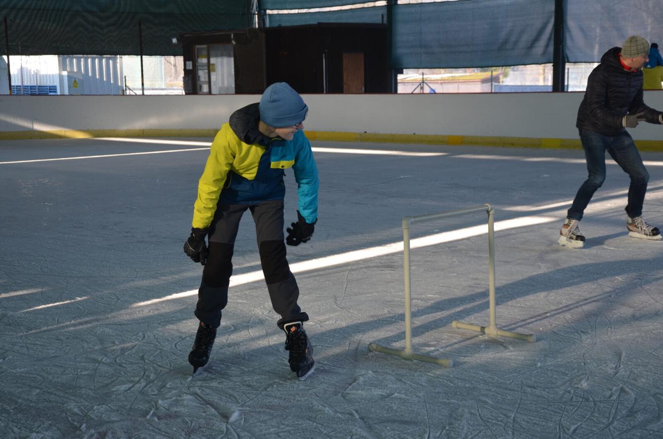 Vánoční bruslení II. stupně - 35