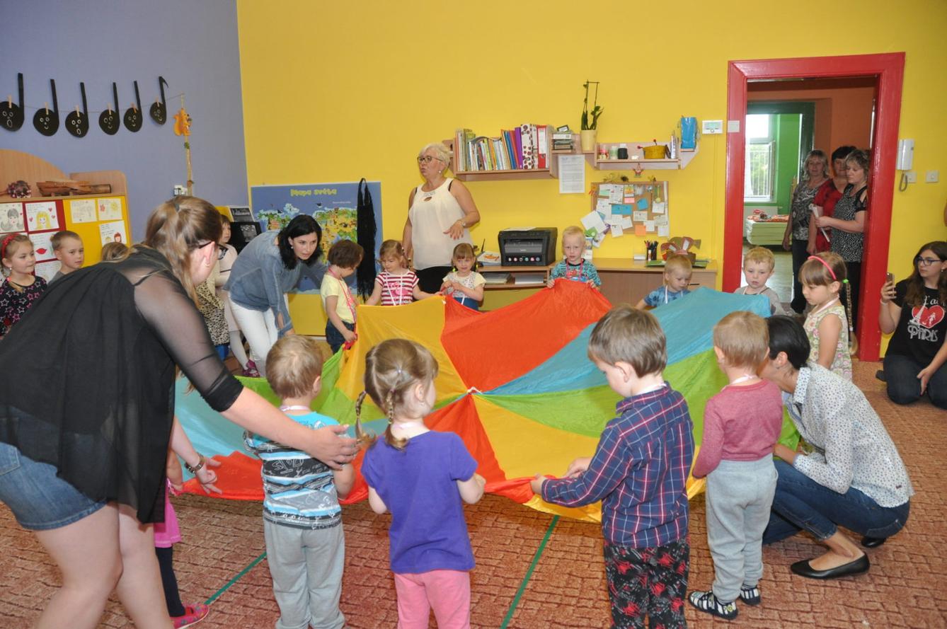 Besídka "Den maminek" - 18