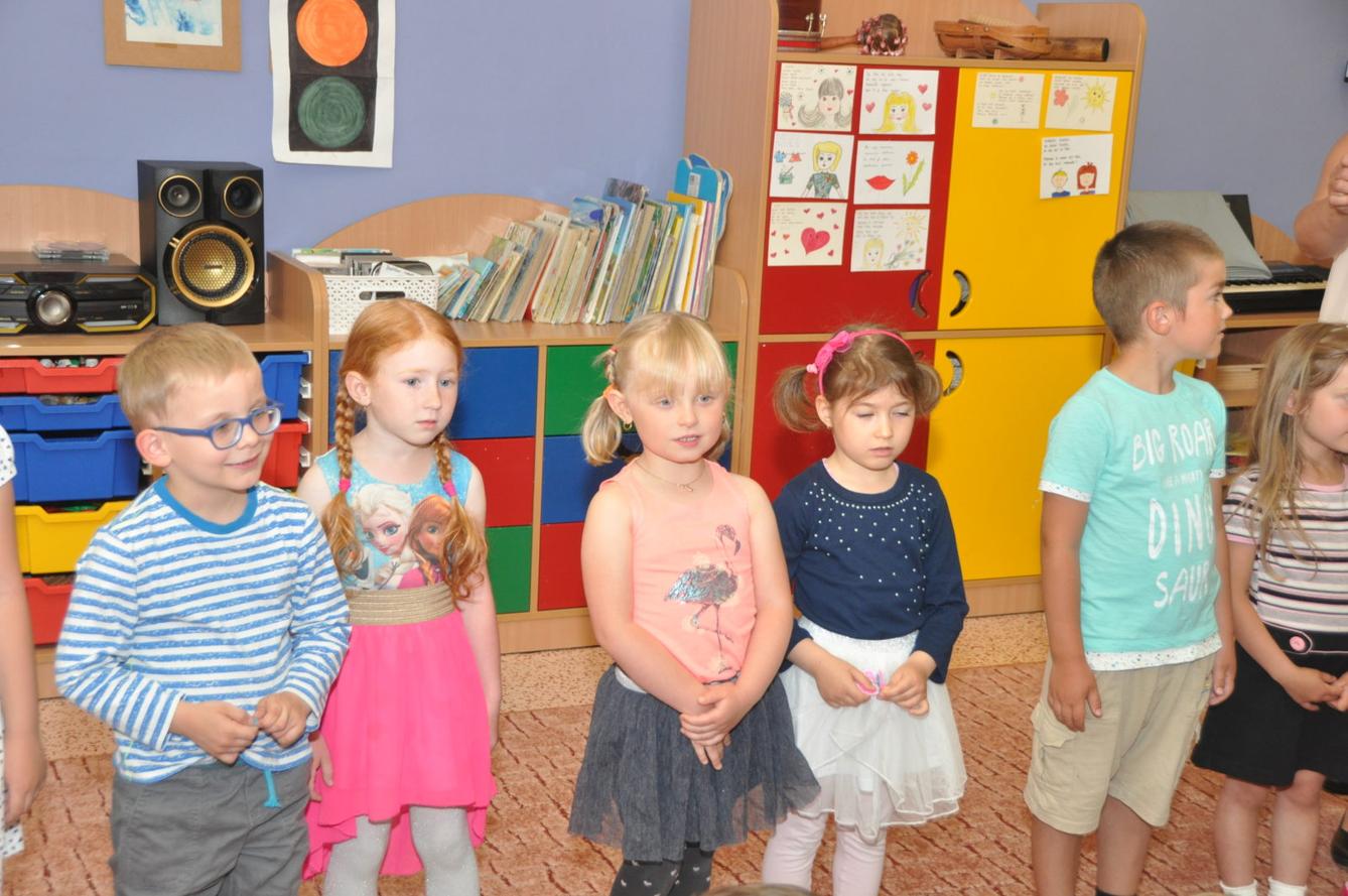 Besídka "Den maminek" - 31