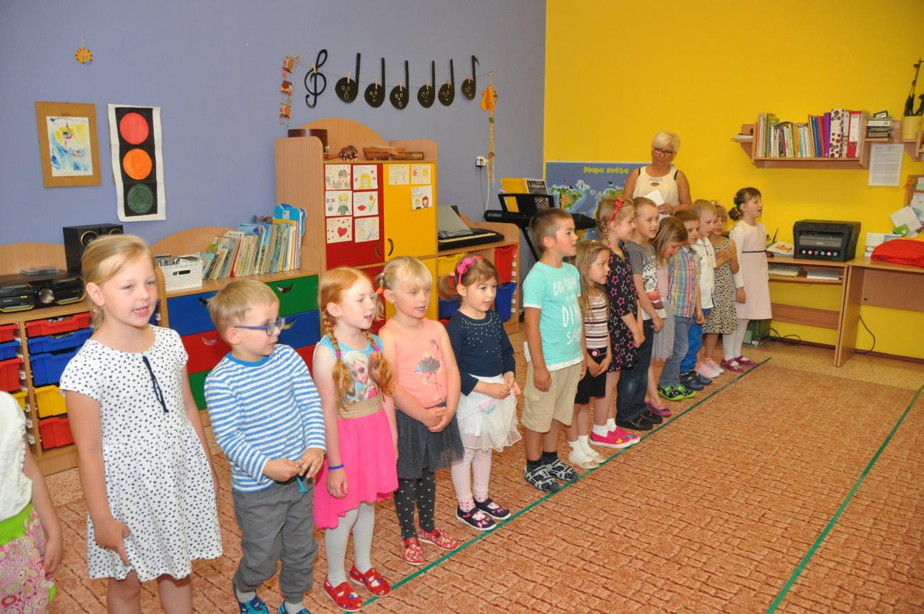 Besídka "Den maminek" - 34