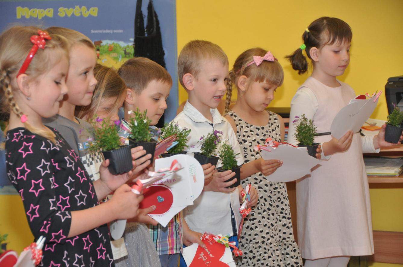 Besídka "Den maminek" - 40