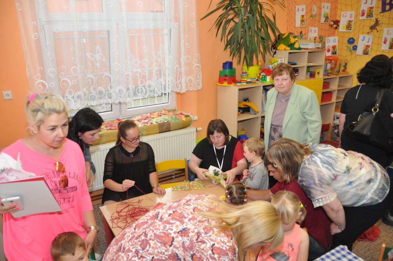 Besídka "Den maminek" - 75