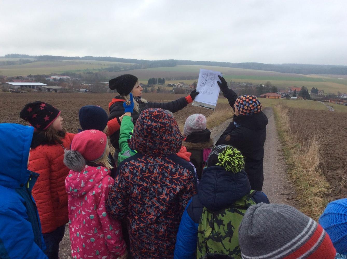 Vycházka k lesu - 13