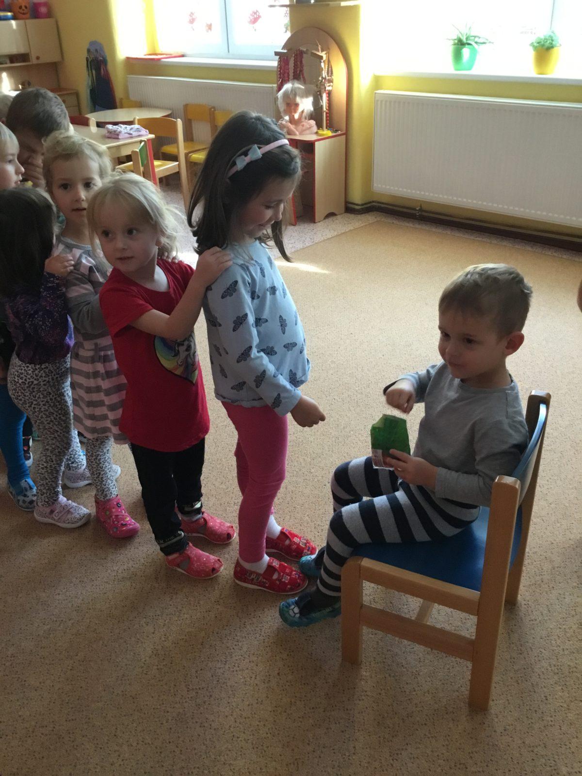 Broučci slaví: Jiříček měl narozeniny - 6