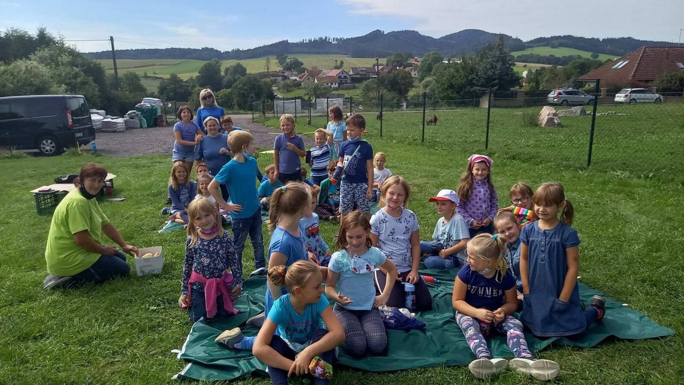 Družinka v zahradnictví - 17