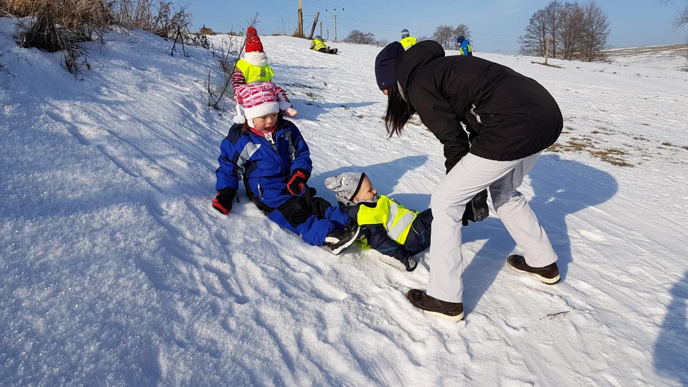 Sníh nás baví!!!!! - 2