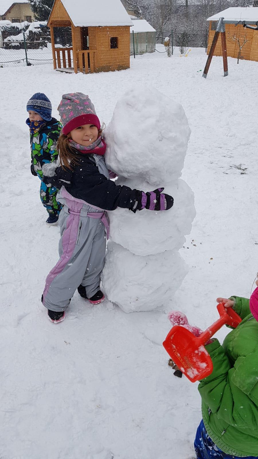 Sníh nás baví!!!!! - 17