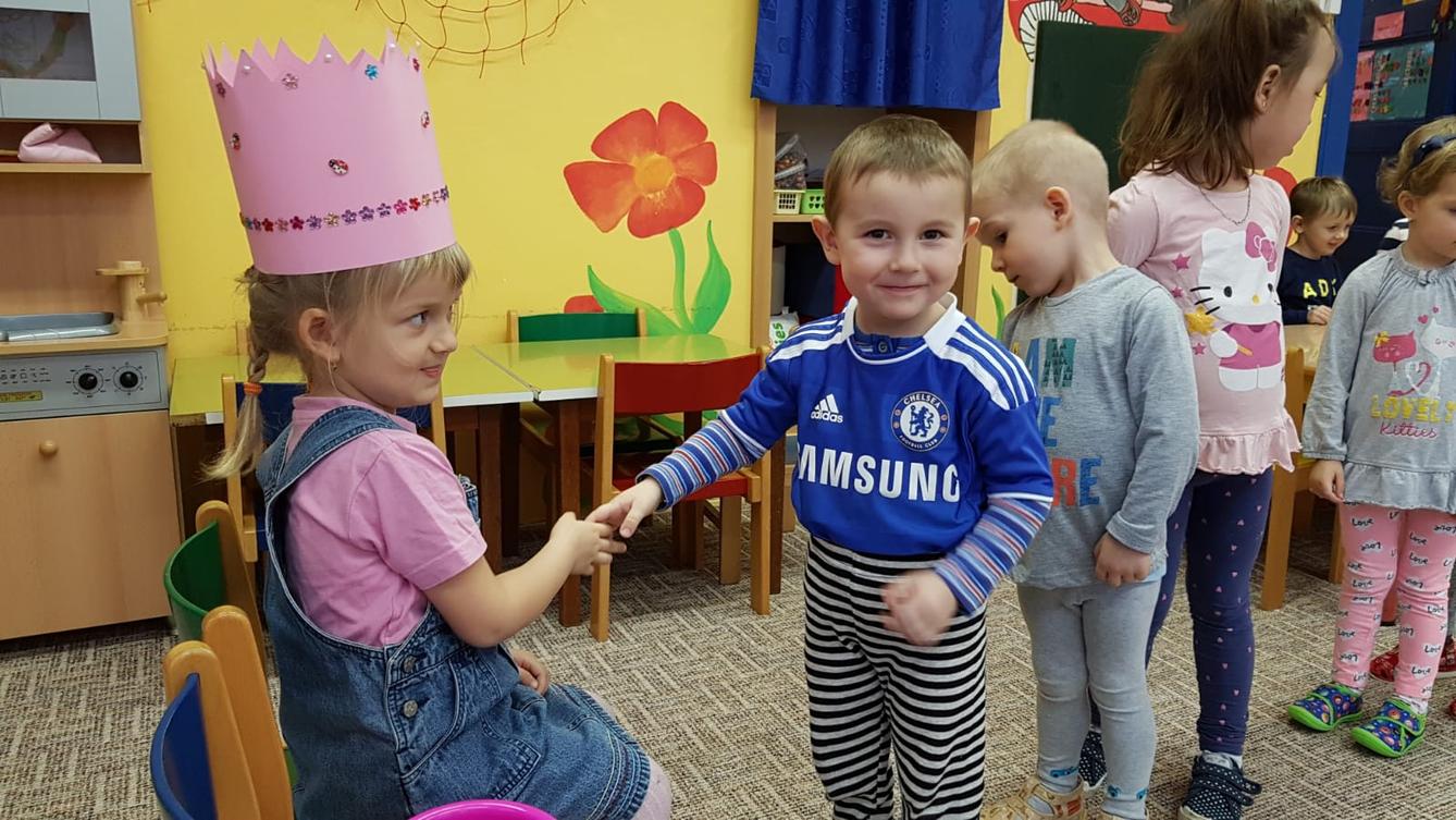 Broučci slaví: Lucinka měla narozeniny - 3