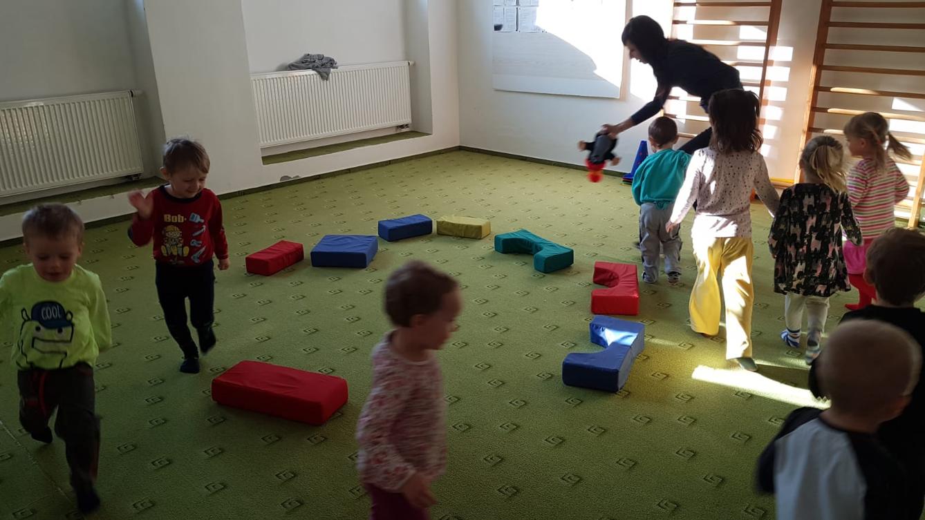 Broučci: v tělocvičně je to prima!!! - 1