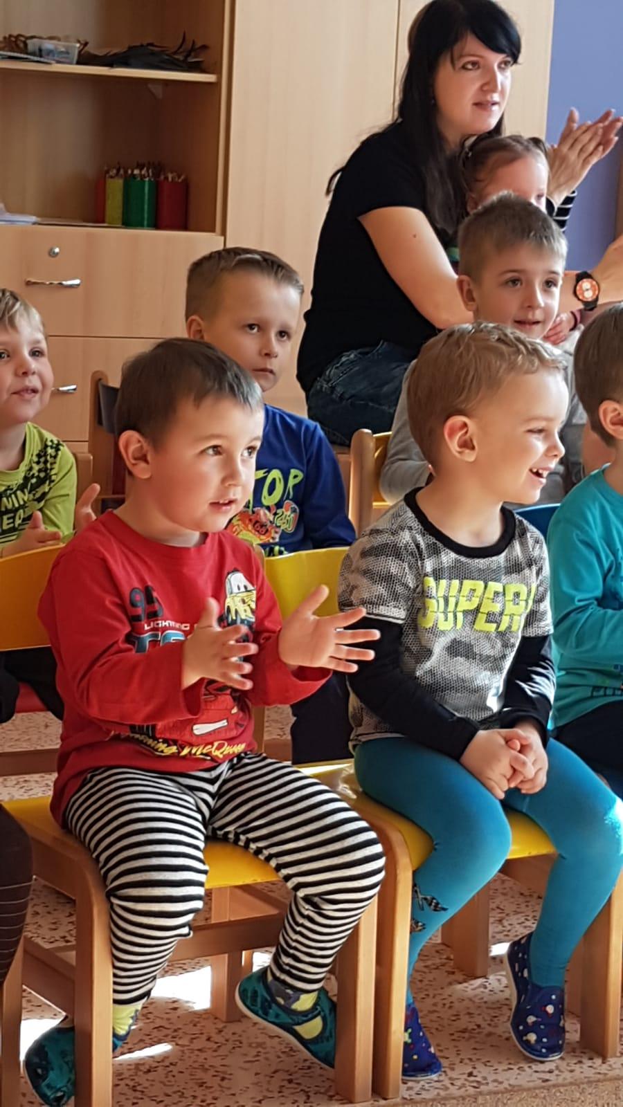 Divadýlko Kozlík: "O třech kůzlátkách" - 16