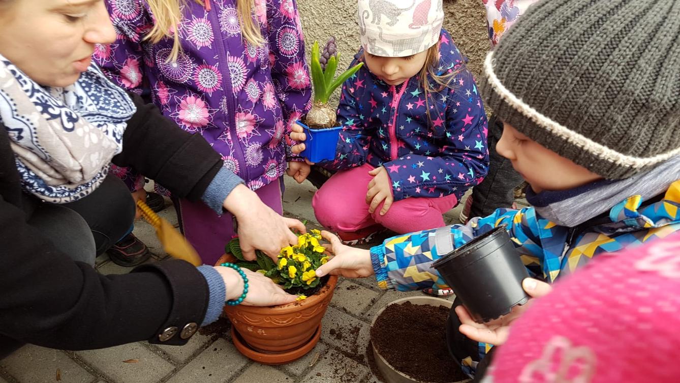 přivoláváme jaro do MŠ - 35