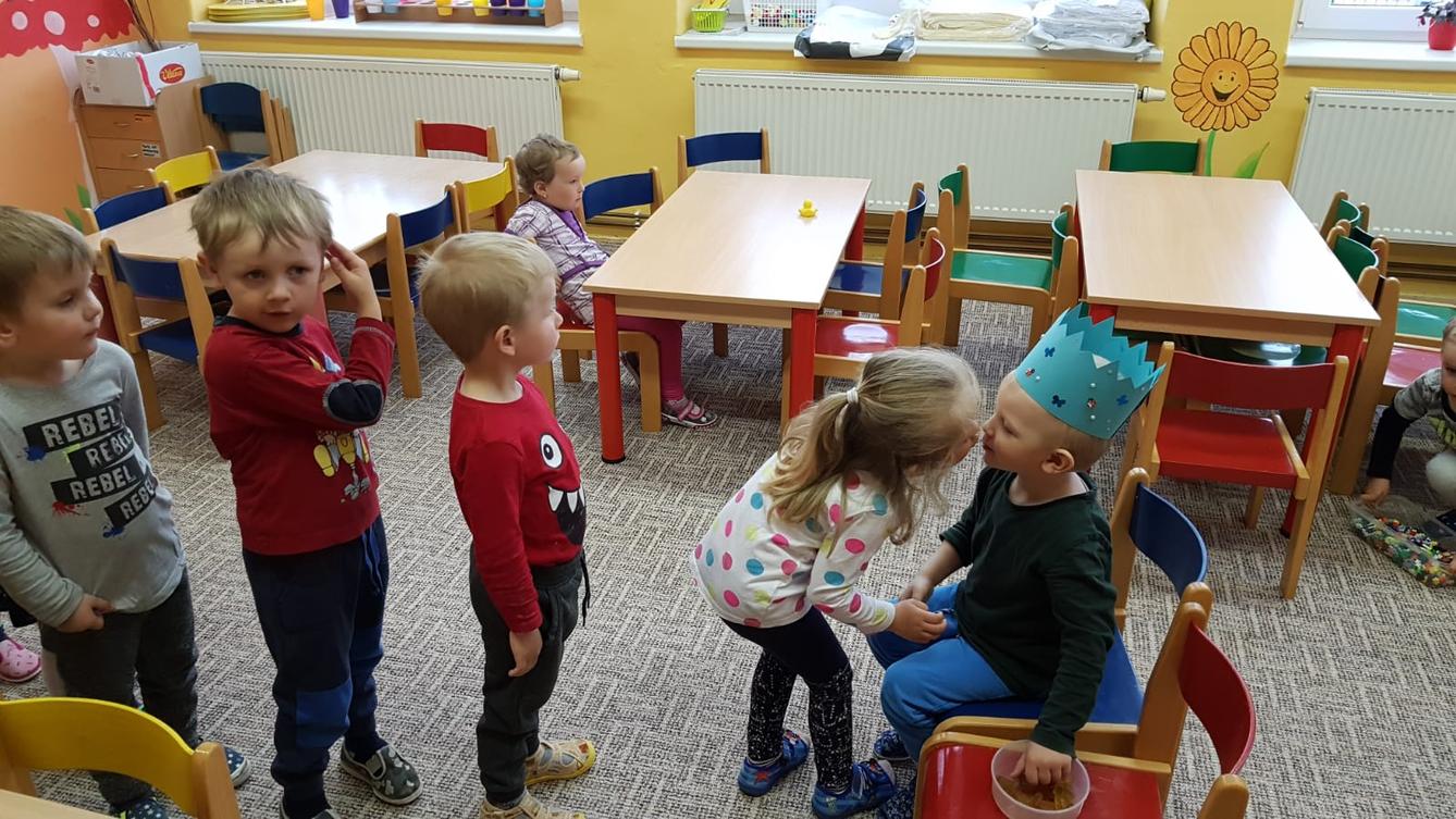 Broučci slaví: Mareček D. měl narozeniny - 3