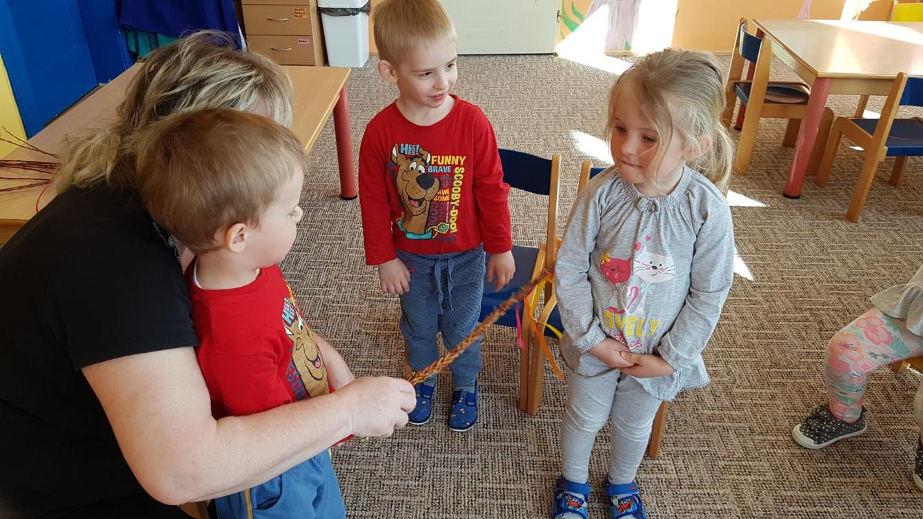 příprava na Velikonoce u Broučků, aneb "HODY, HODY...." - 11