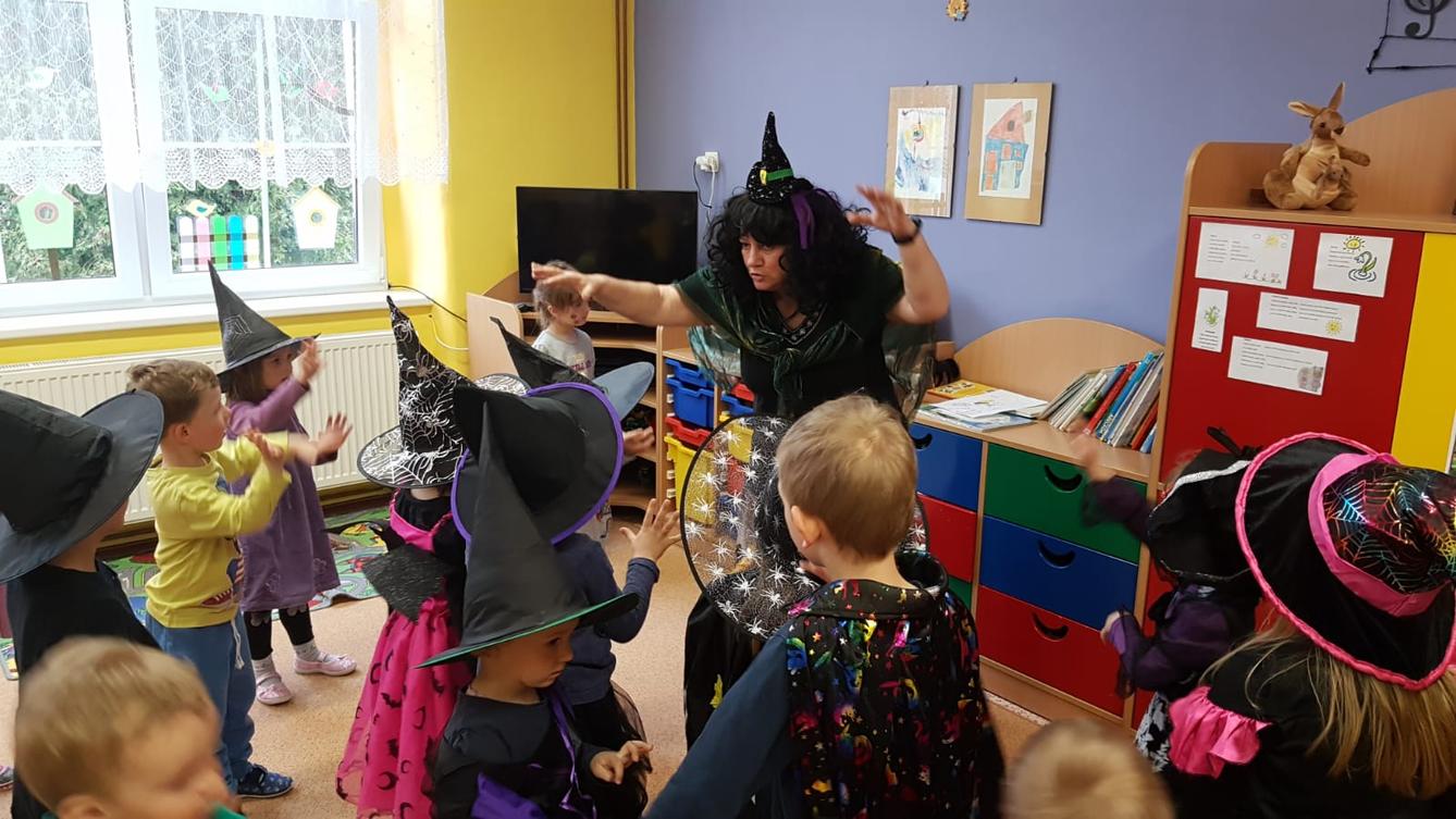 ČARODĚJNICKÉ DOPOLEDNE I. - 4