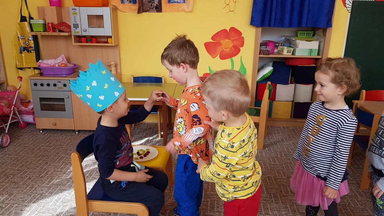 Broučci slaví: Štěpánek Š. měl narozeniny - 6