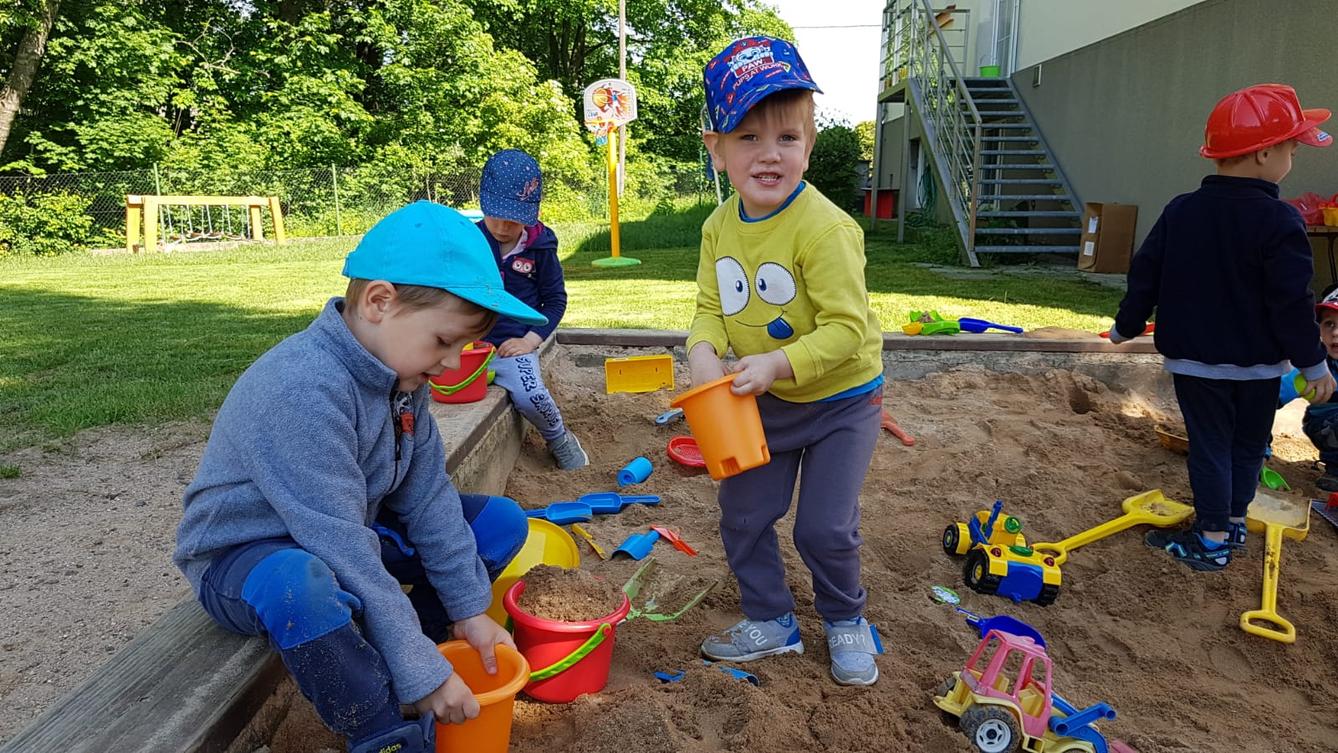 Užíváme zahrady - 12