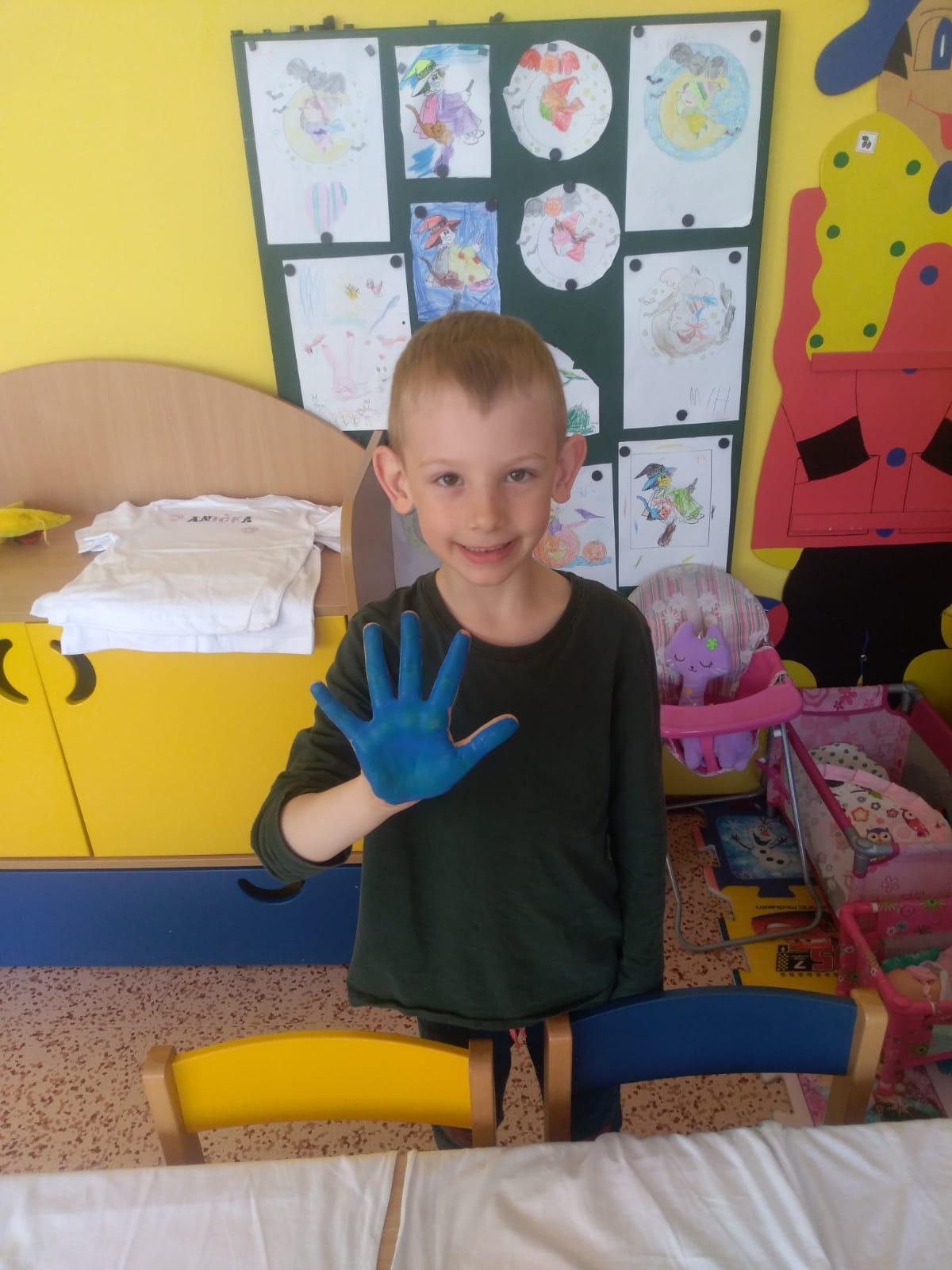 "Výroba" triček ke DNI DĚTÍ - 17