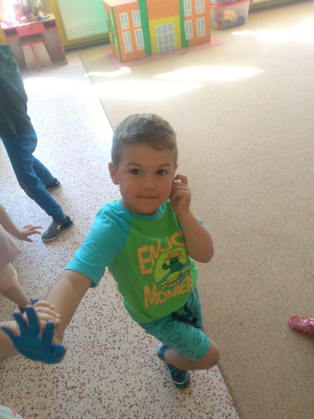 "Výroba" triček ke DNI DĚTÍ - 18