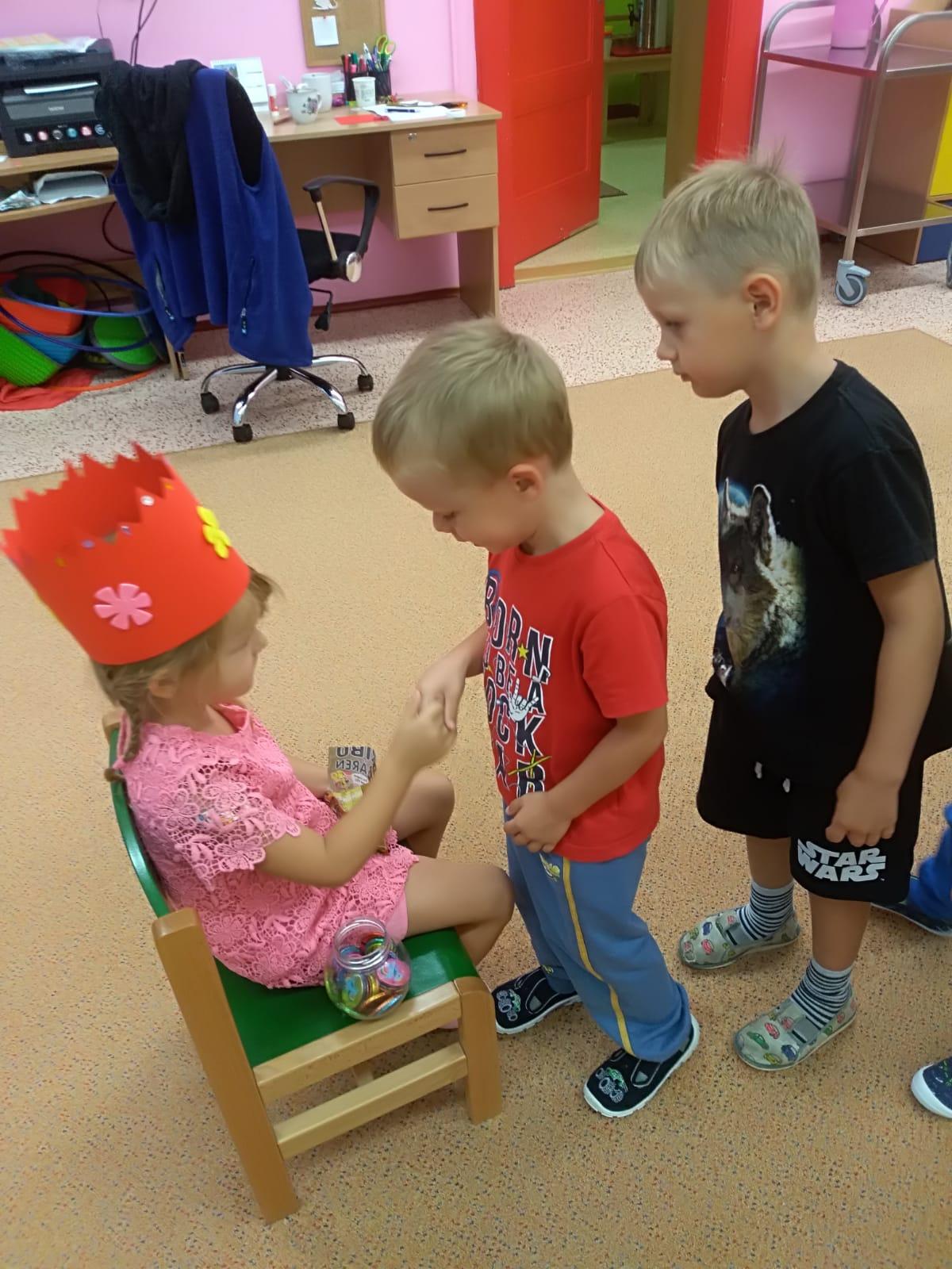 Klokánci slaví: Adélka měla narozeniny - 1