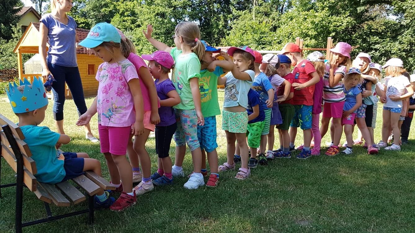 Vzpomínka na léto: Mareček V. měl narozeniny - 13